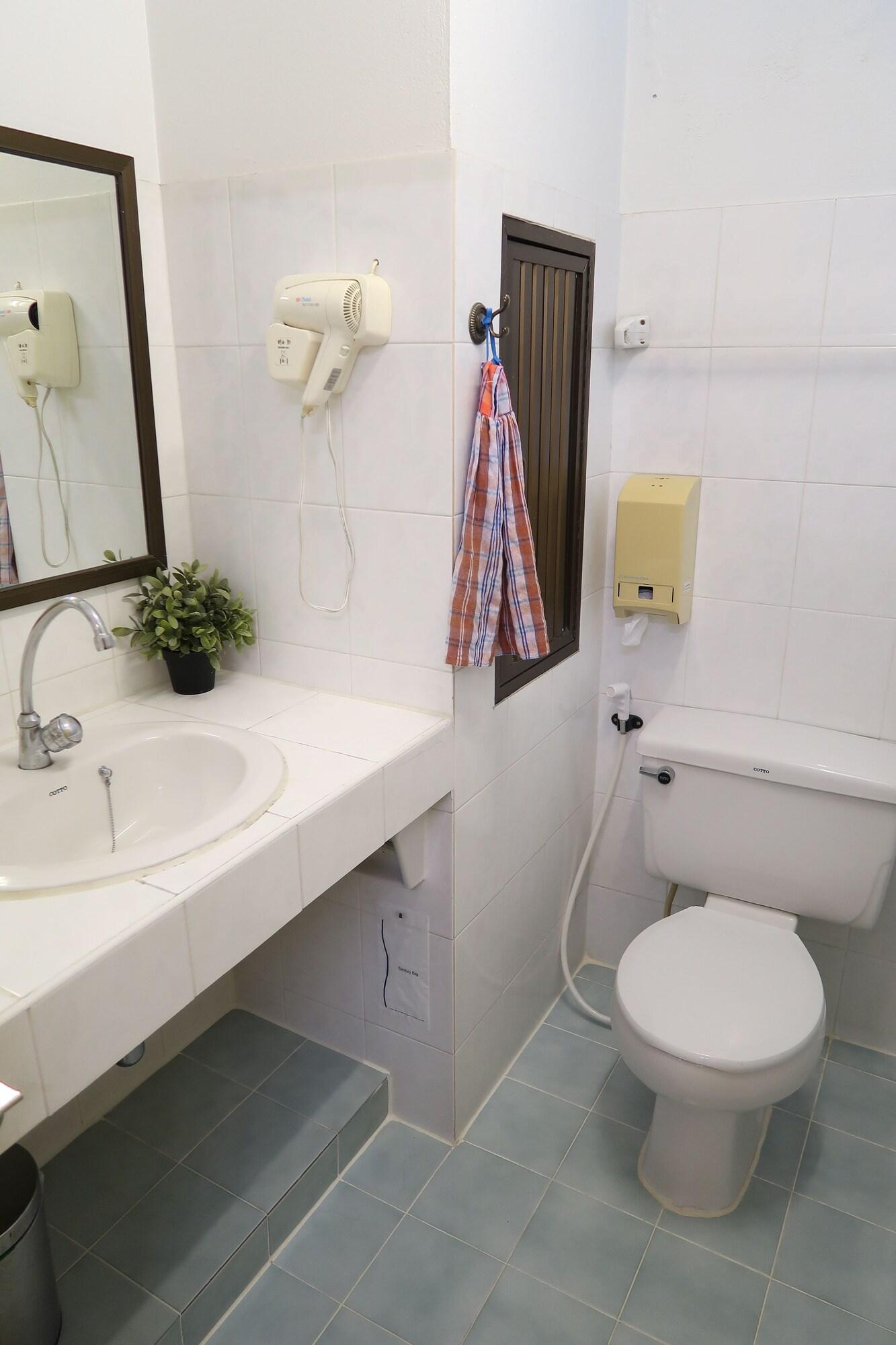 Phawana Sweet Hotel Bangkok Ngoại thất bức ảnh