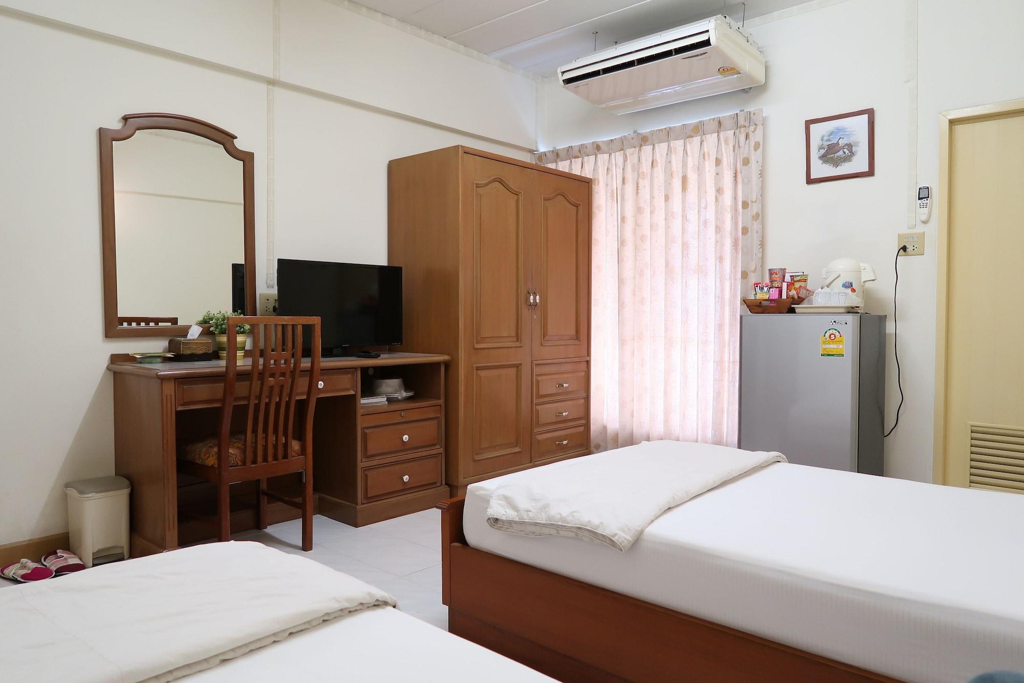 Phawana Sweet Hotel Bangkok Ngoại thất bức ảnh