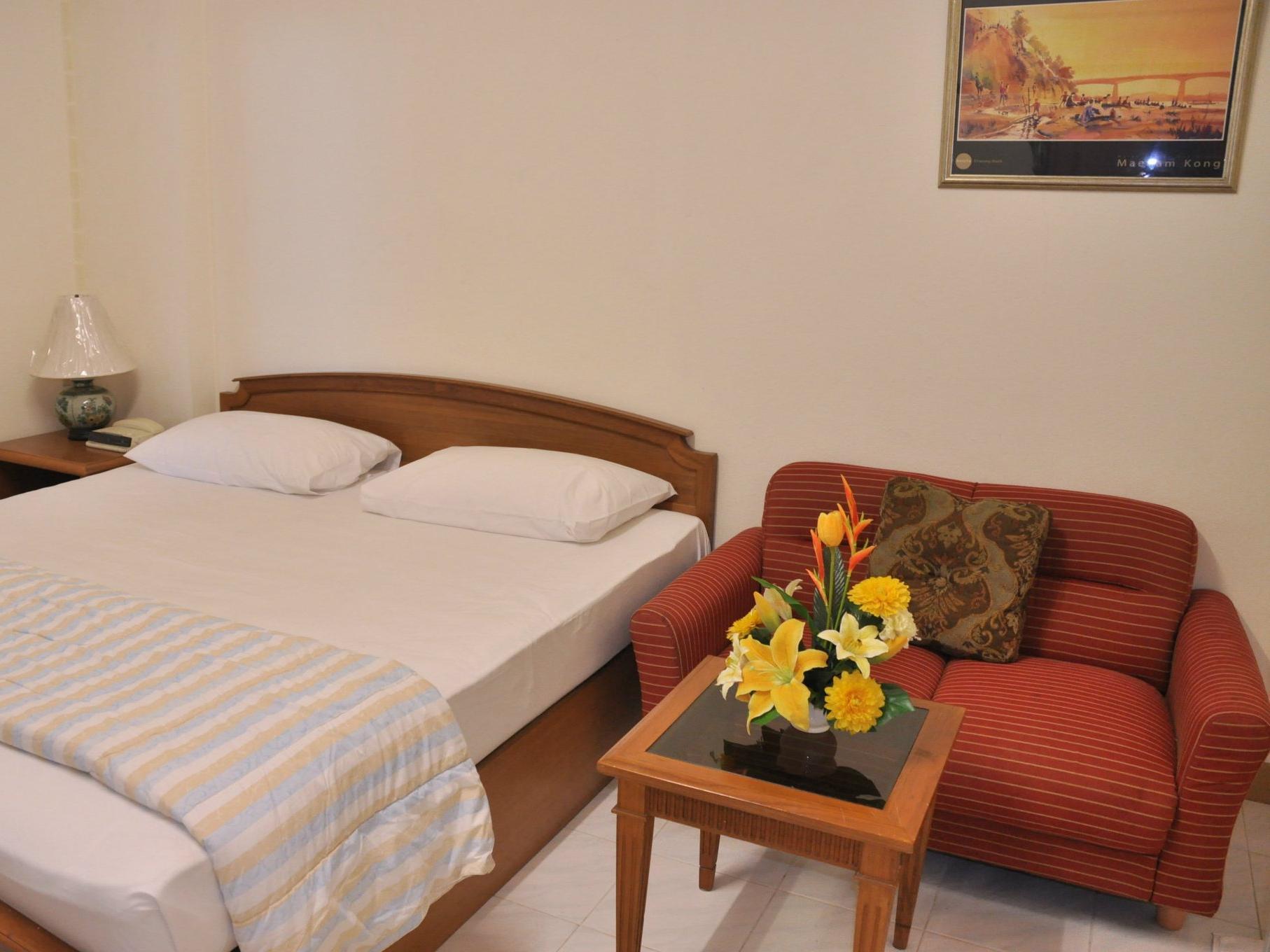 Phawana Sweet Hotel Bangkok Ngoại thất bức ảnh