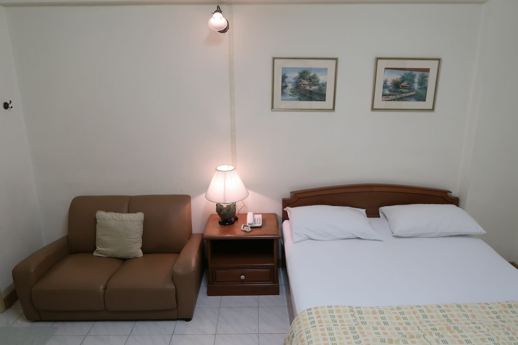 Phawana Sweet Hotel Bangkok Ngoại thất bức ảnh