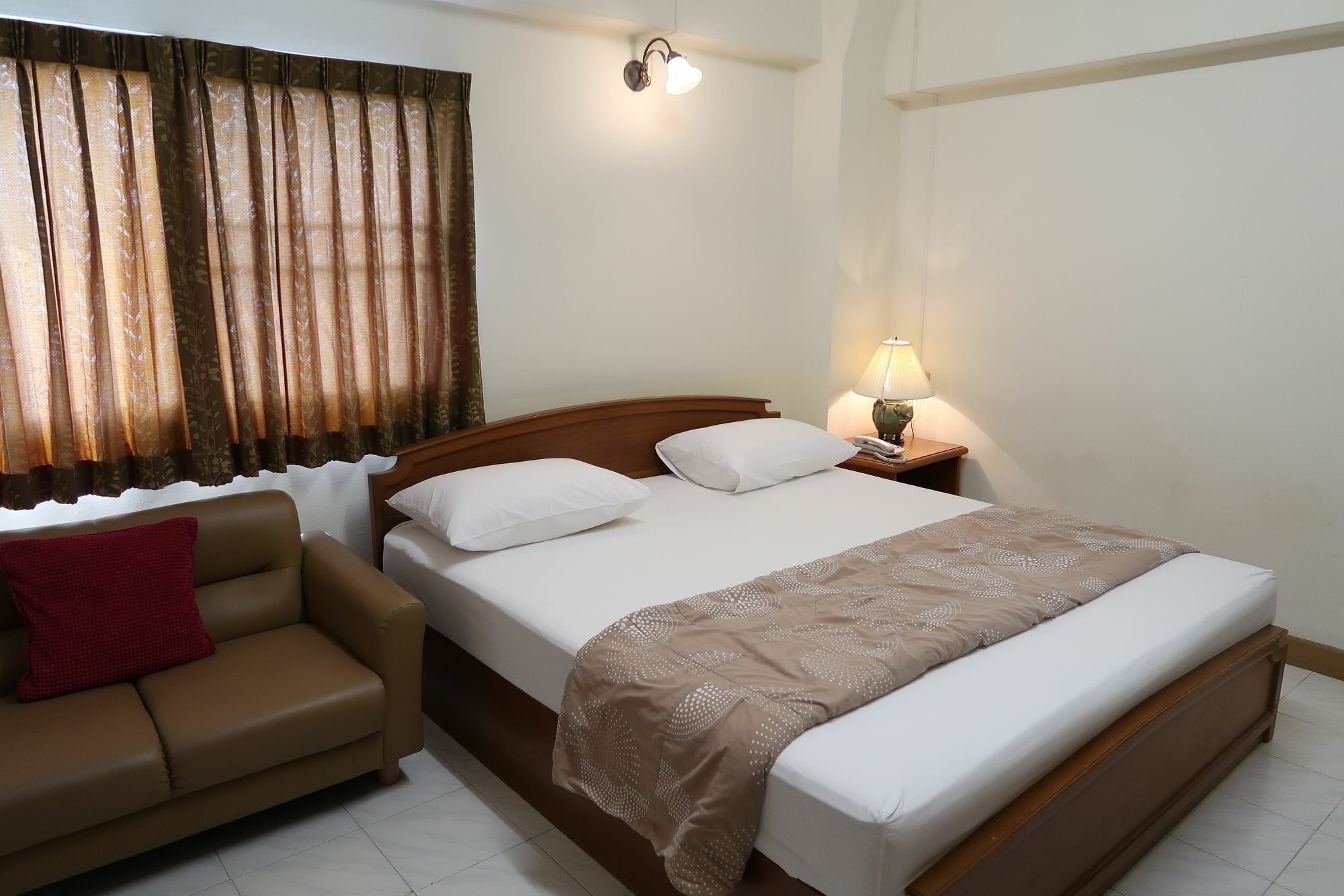 Phawana Sweet Hotel Bangkok Ngoại thất bức ảnh